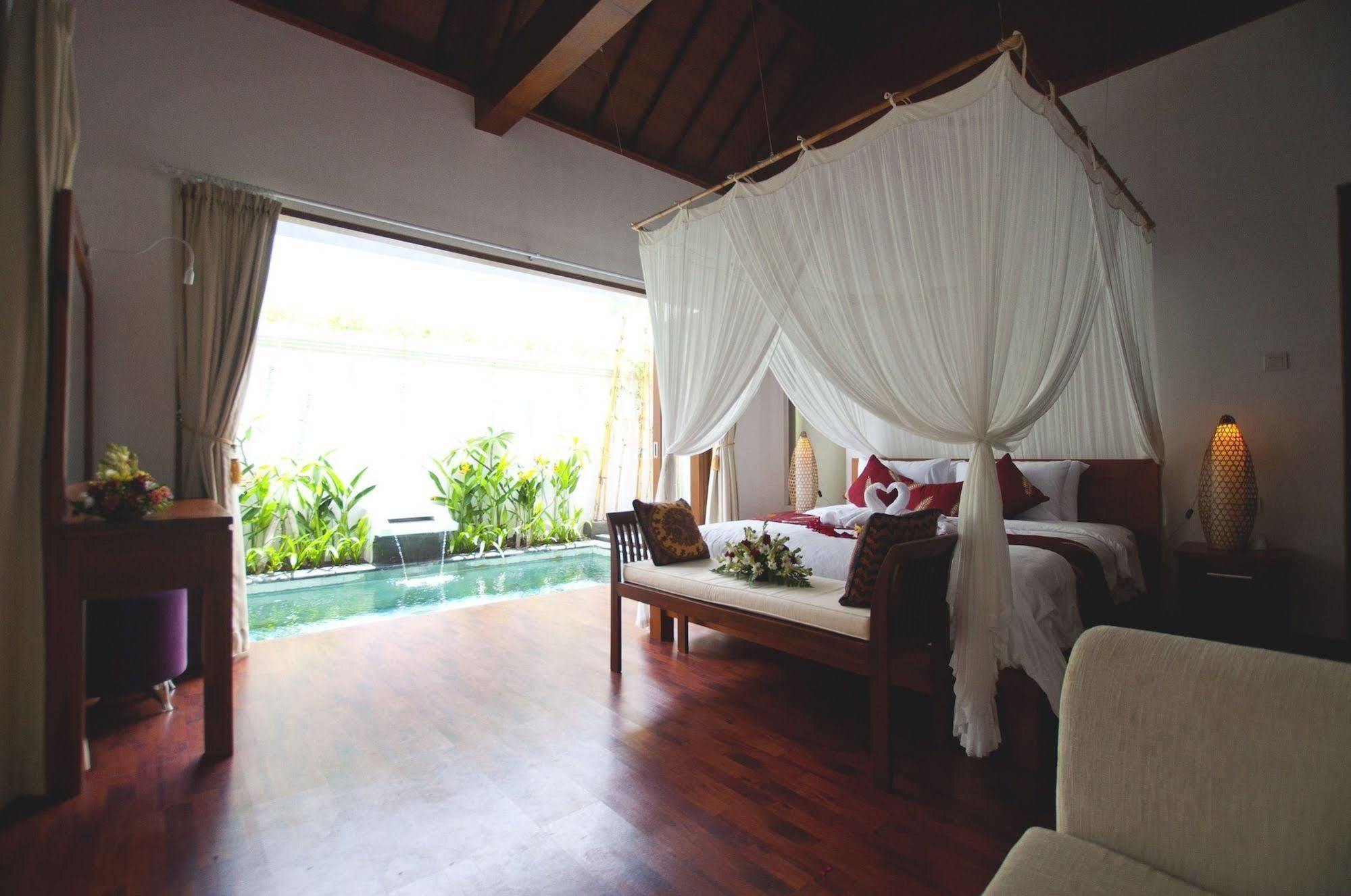 Villa Bougainville เซมินยัค ภายนอก รูปภาพ