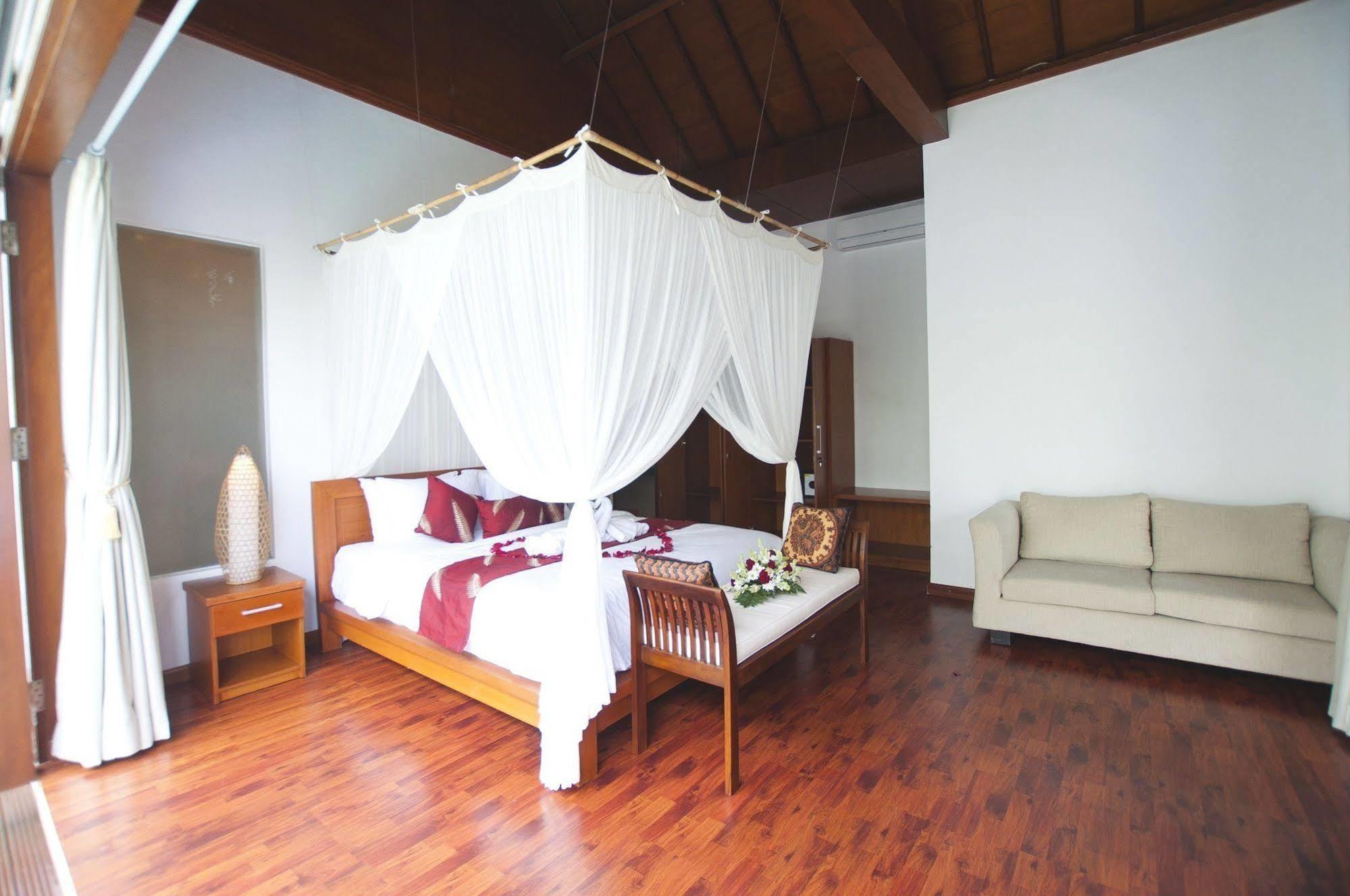 Villa Bougainville เซมินยัค ภายนอก รูปภาพ